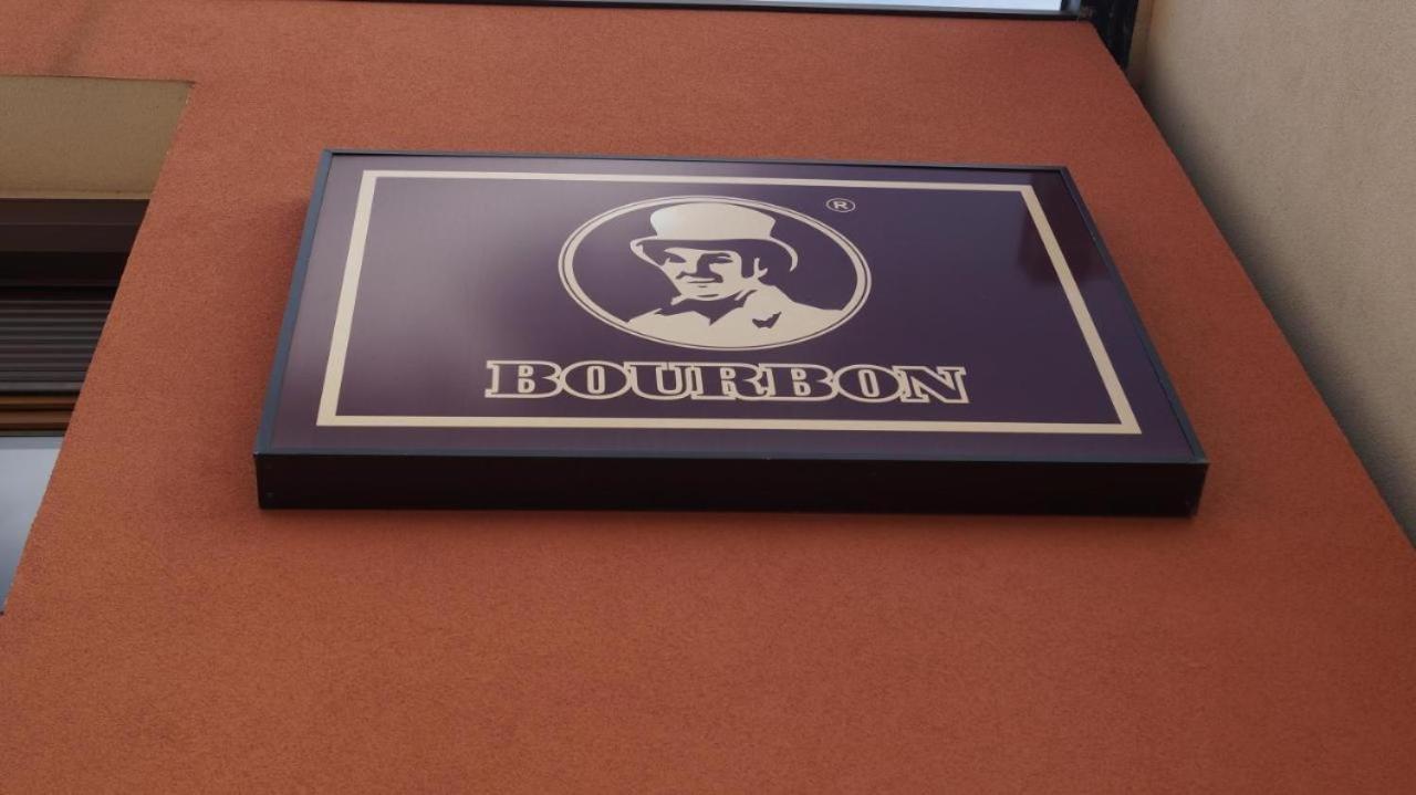 Hotel Bourbon ヴァマ・ヴェケ エクステリア 写真